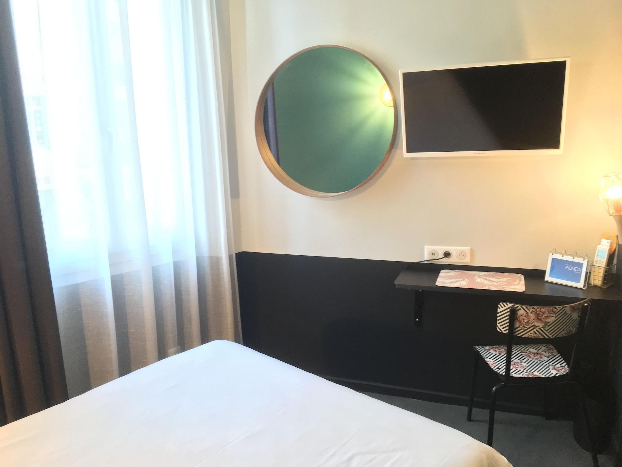 Hotel Alnea Канны Экстерьер фото