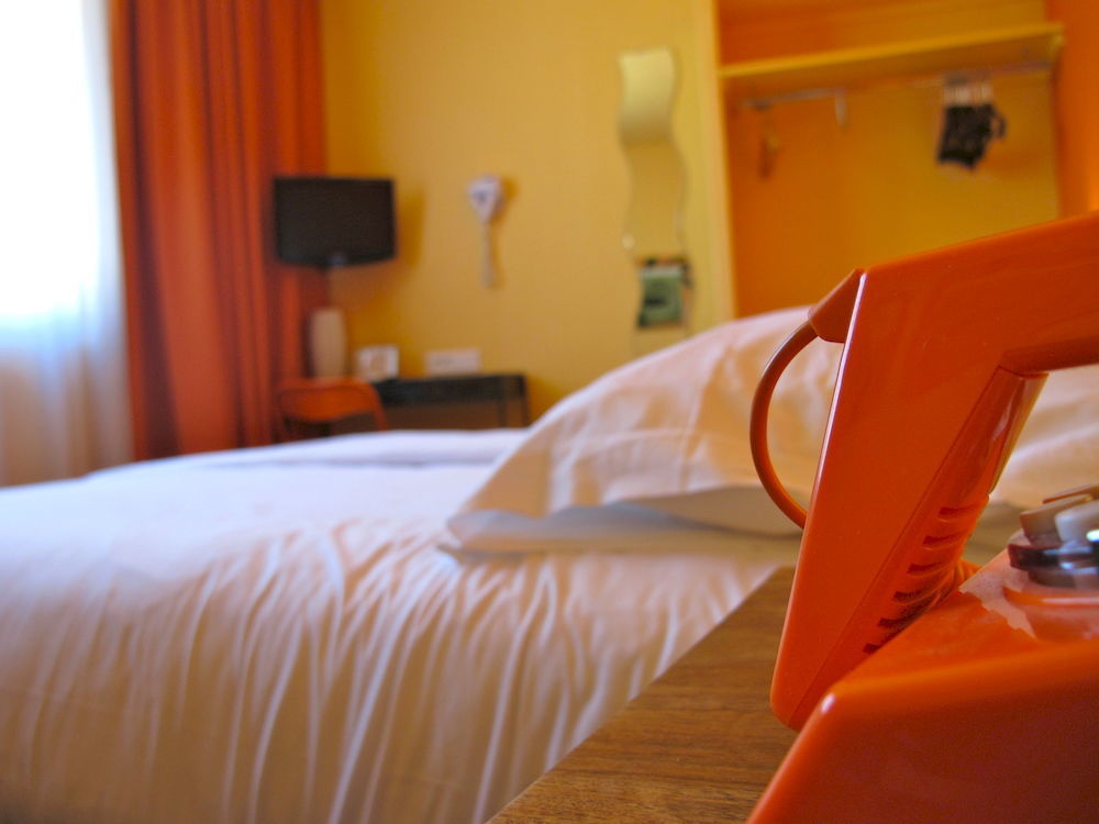Hotel Alnea Канны Экстерьер фото