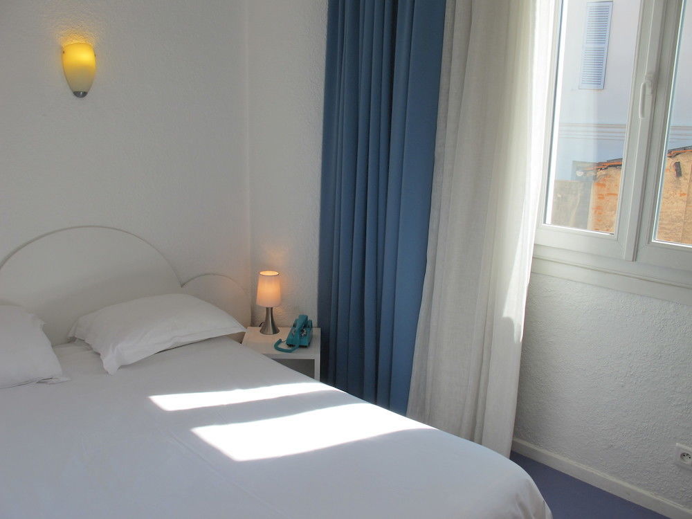 Hotel Alnea Канны Экстерьер фото